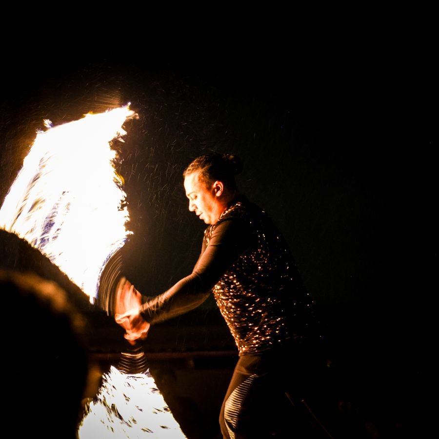 Entertainment & Interactive Experiences